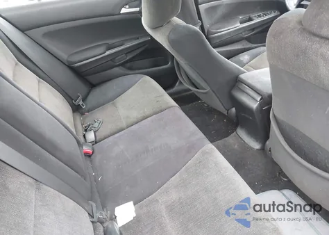 2010 Honda Accord 2.4 Lx из США, поврежденный, VIN 1HGCP2F35AA023194